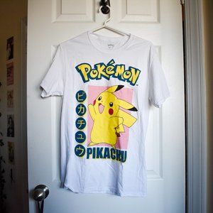 Pokemon Pikachu Graphic Tee Men's Size Small